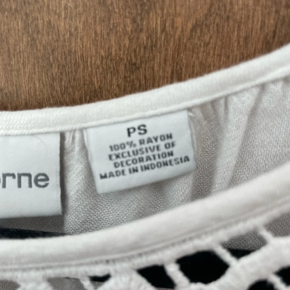 Liz Claiborne Top - Picture 5 of 6